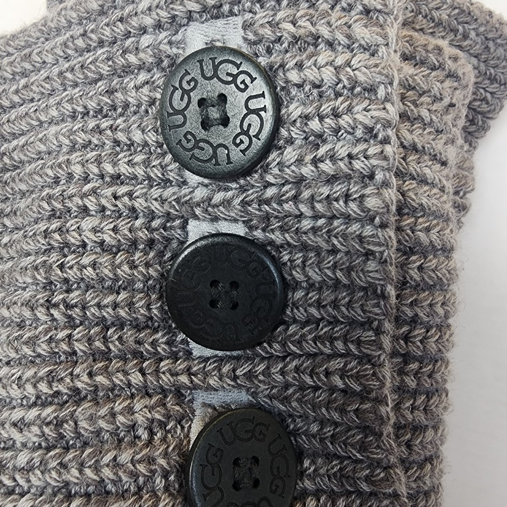 UGG Classic Cardy Gray Button-Up Sheepskin Sweater Boots #5819 size 6 - Picture 4 of 16